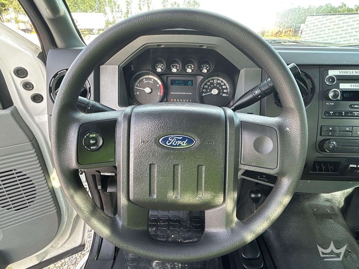 2012-ford-f550-image-21