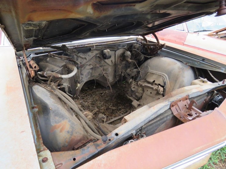 1966-chevrolet-impala-4drht-image-7