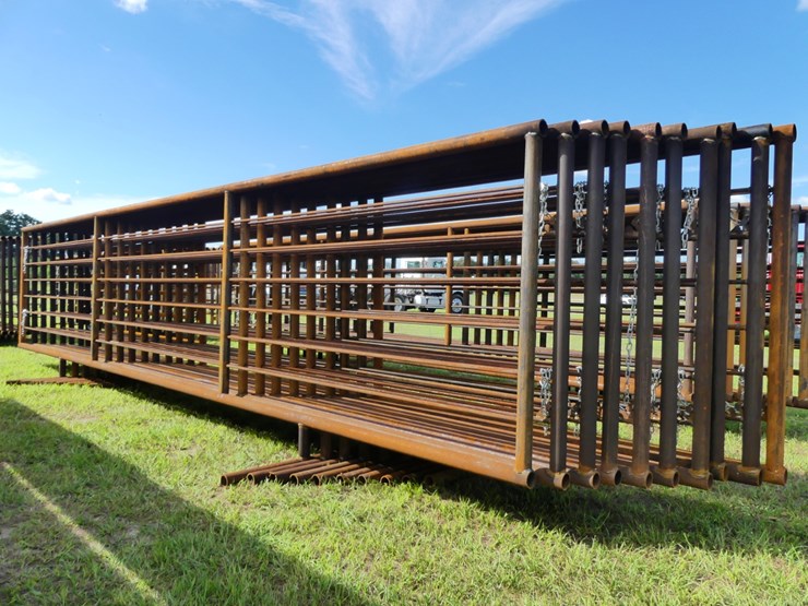 (10)-24'-free-standing-panels-image-1