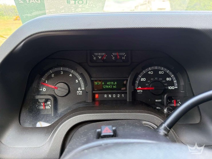 2012-ford-cargo-image-15