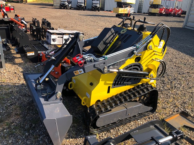 #60-•-ats---t460-mini-skid-steer-image-1