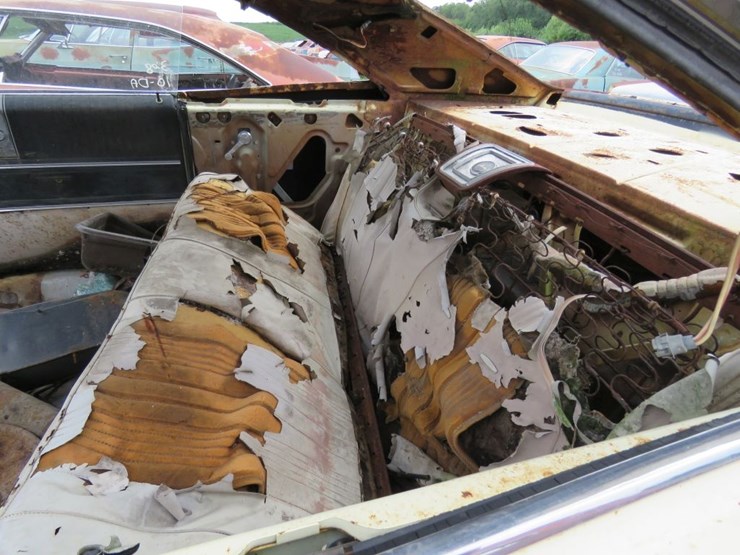 1965-chevrolet-impala-ss-2dr-ht-image-5