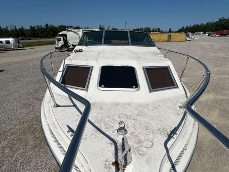 1988-doral-cavalier-24-ft-cabin-cruiser-2dba1303c8-image-100
