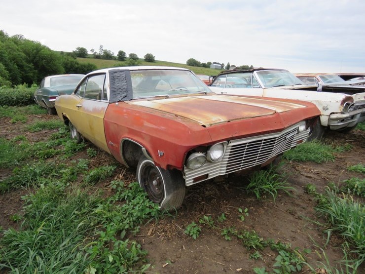 1965-chevrolet-impala-ss-2dr-ht-image-1