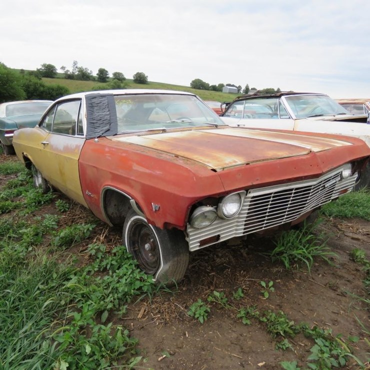 1965 Chevrolet Impala SS 2dr HT