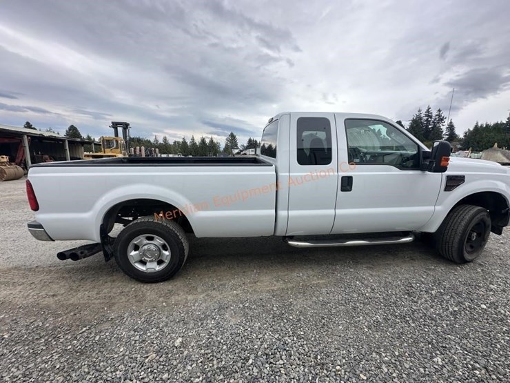 2010-ford-f250-image-8