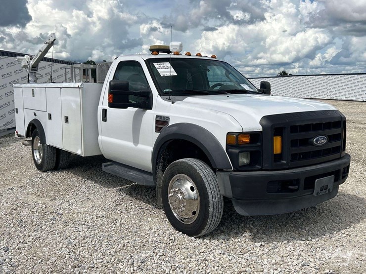 2009-ford-l-image-1