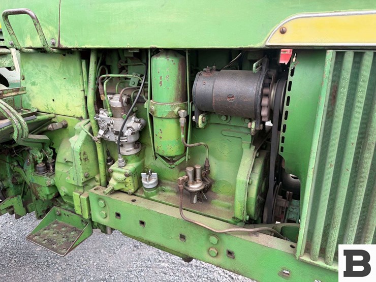 john-deere-3010-image-57