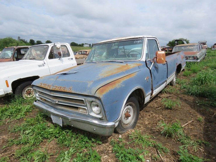 1967-chevrolet-c10-image-10