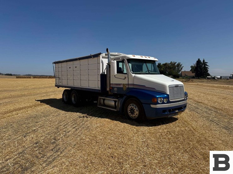 1997-freightliner-fl80-image-8