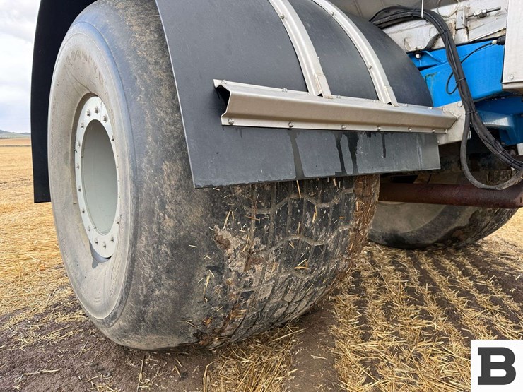 custom-spreader-buggy-image-37