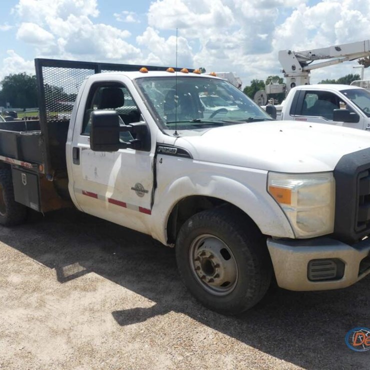 2011 FORD F350