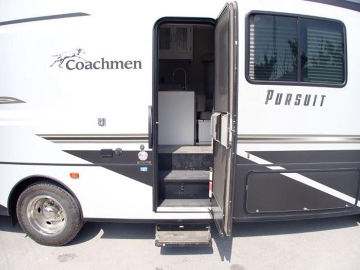 2021-coachmen-pursuit-class-a-motorhome-1f64f5dn1m-image-48