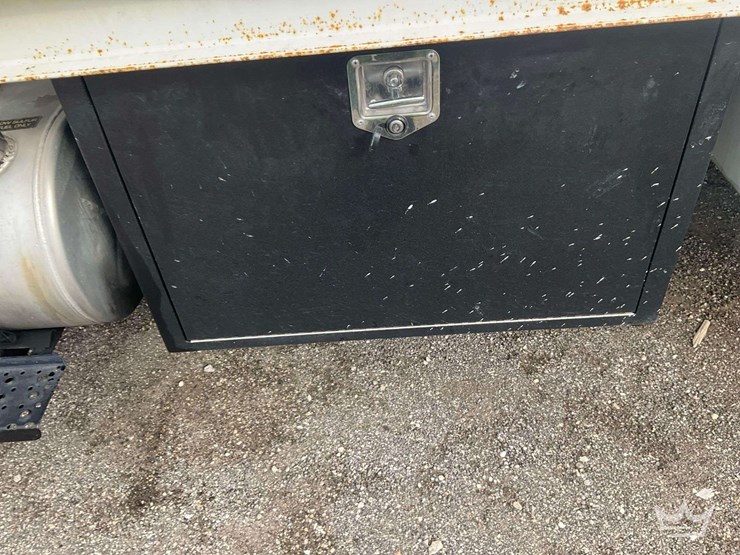 2016-international-durastar-4300-image-55