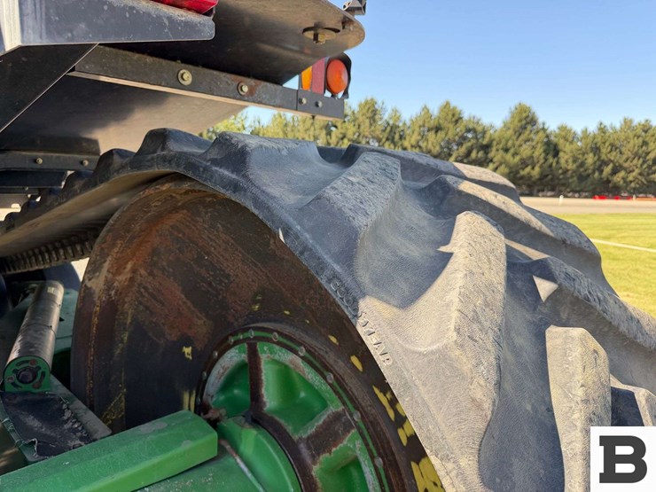 2004-john-deere-9520t-image-42