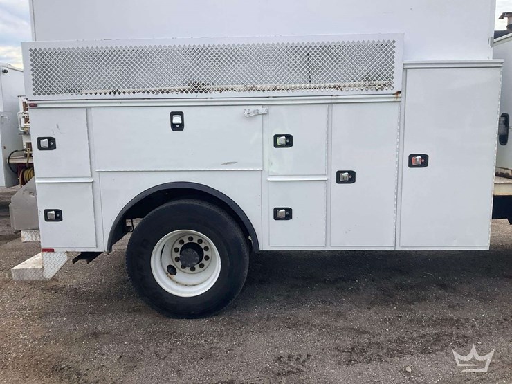 2016-international-durastar-4300-image-27