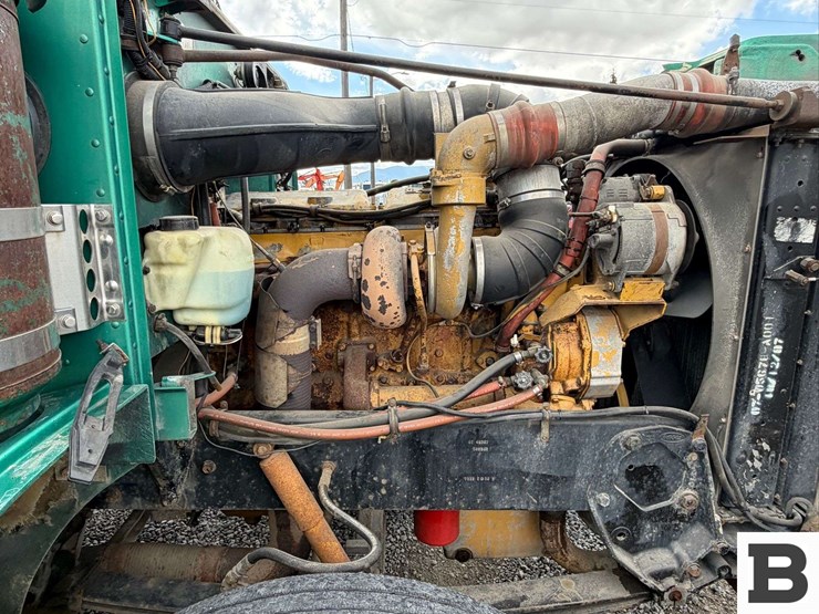 1988-peterbilt-377-image-29