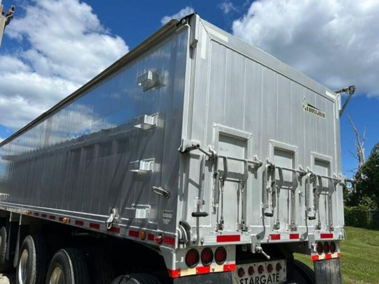 2009-stargate-aluminum-46-ft-quad/a-end-dump-2s9da-image-27