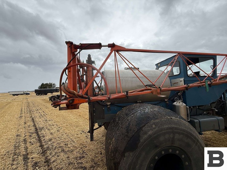 custom-sprayer-buggy-image-48