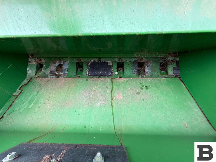 john-deere-8350-image-22