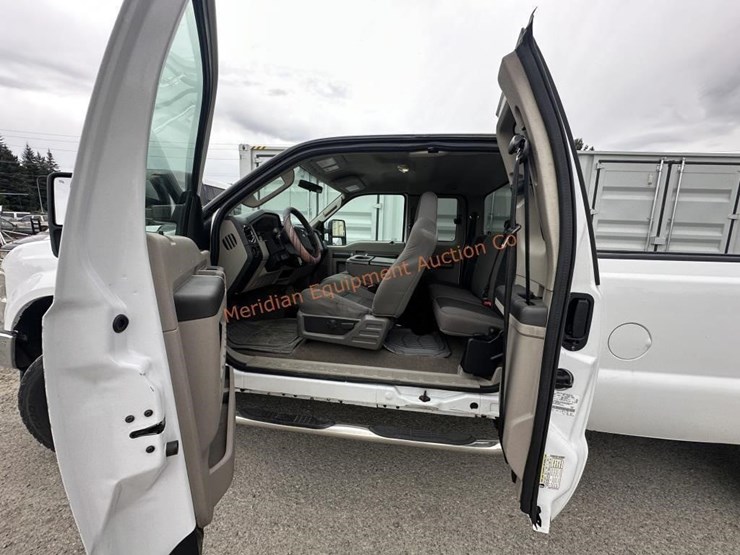 2010-ford-f250-image-29