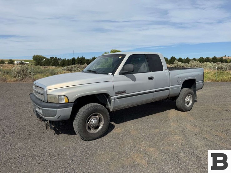 2001-dodge-ram-2500-image-1