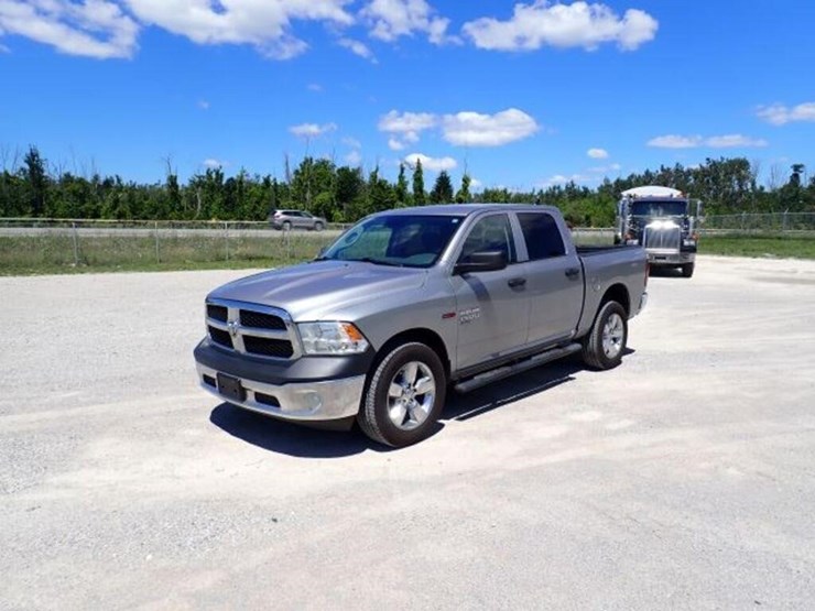 2019-dodge-1500-image-1
