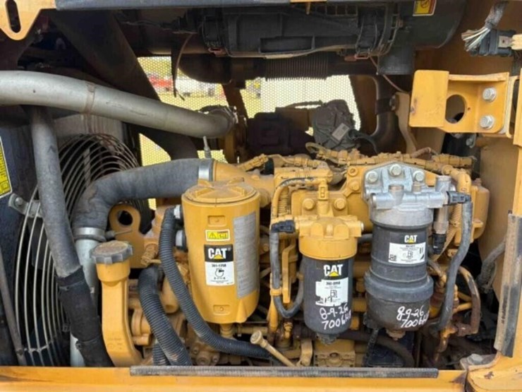 2014---caterpilar-d4k2-xl-dozer-image-19