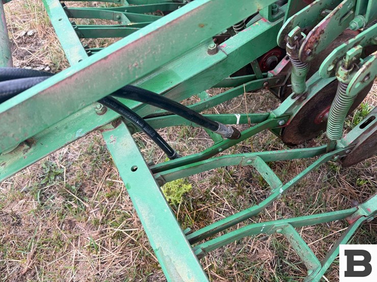 13'-grain-drill-image-15