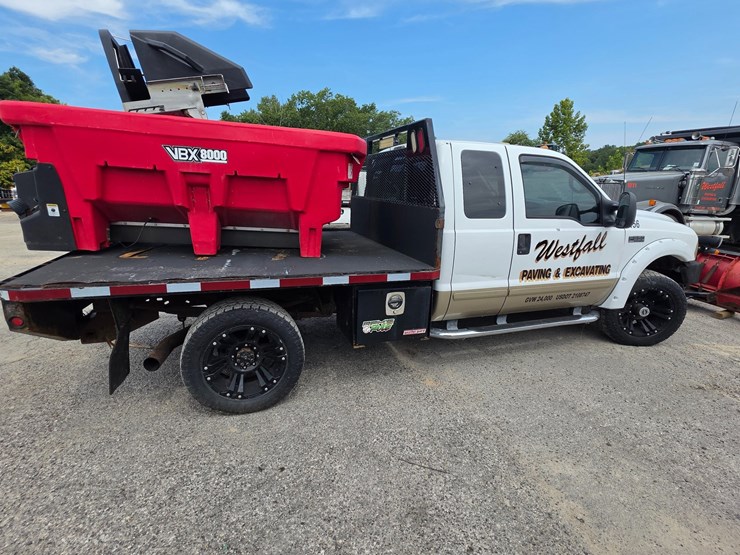 2001-ford-f350-image-12