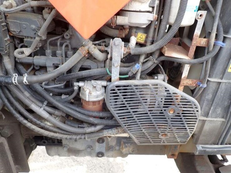 2019-kubota-m4-071-image-52