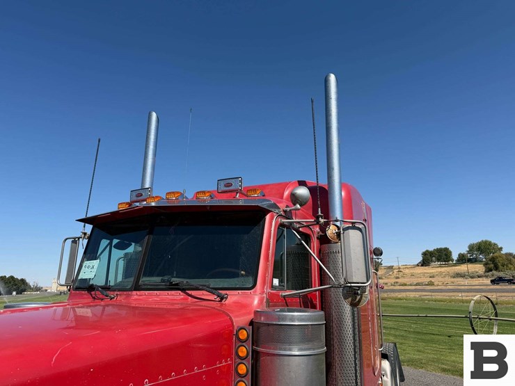 1989-peterbilt-379-image-9