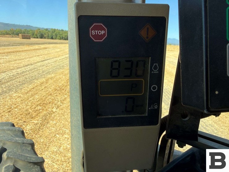 2001-john-deere-8110-image-64