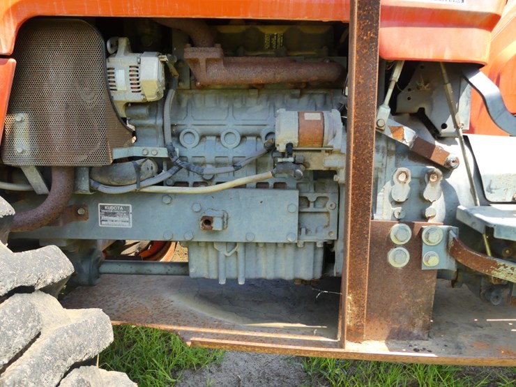 2007-kubota-m4800-image-9