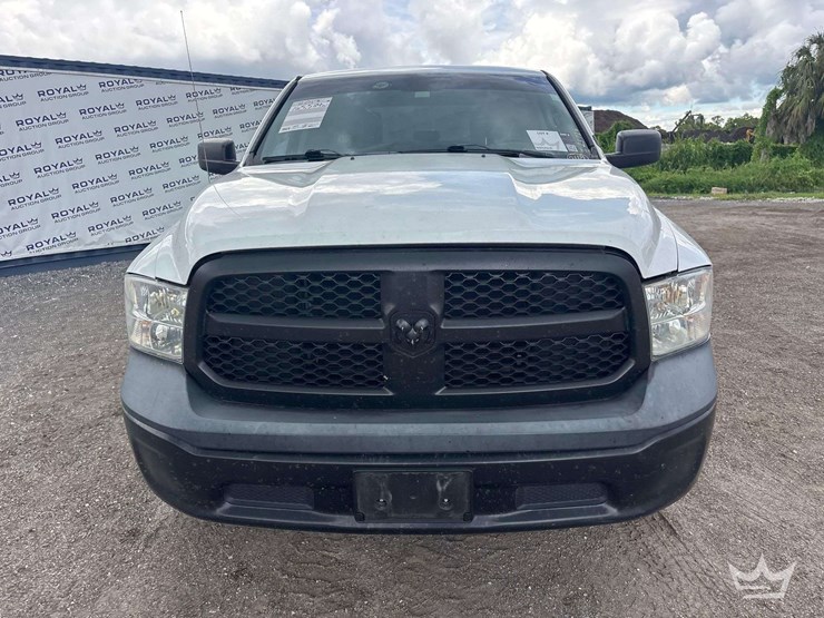 2017-dodge-1500-image-17