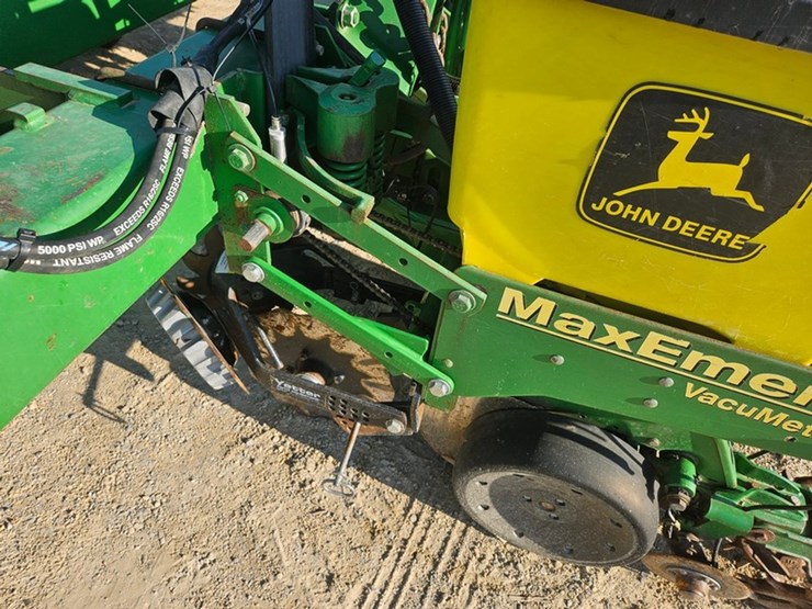 john-deere-1770-image-25