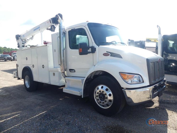 2024-peterbilt-536-image-1