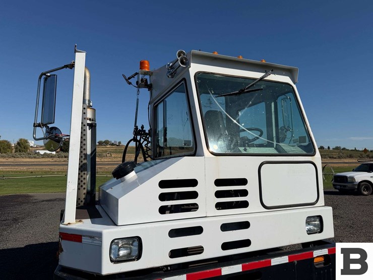 2012-capacity-tj5000-image-7