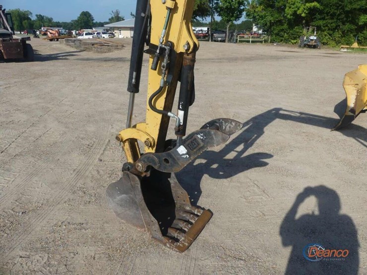 2012-caterpillar-303-image-5