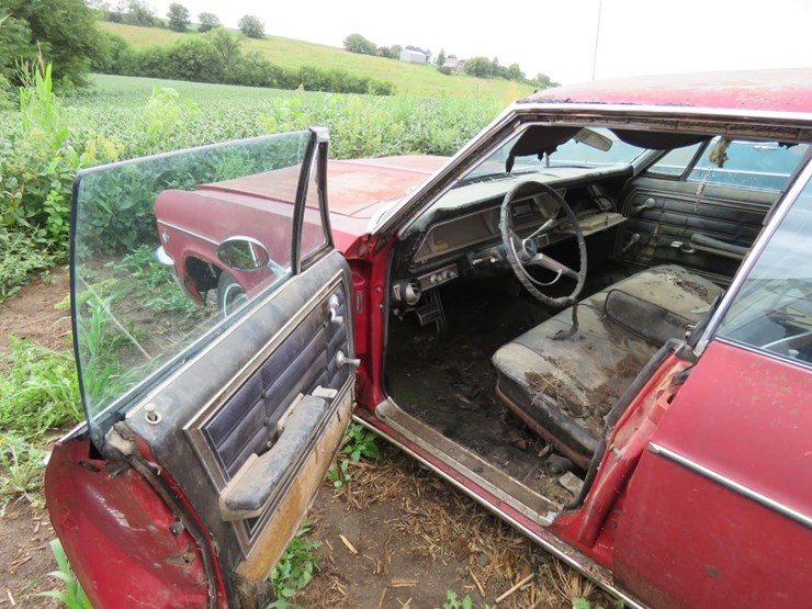 1966-chevrolet-caprice-4dr-ht-image-7