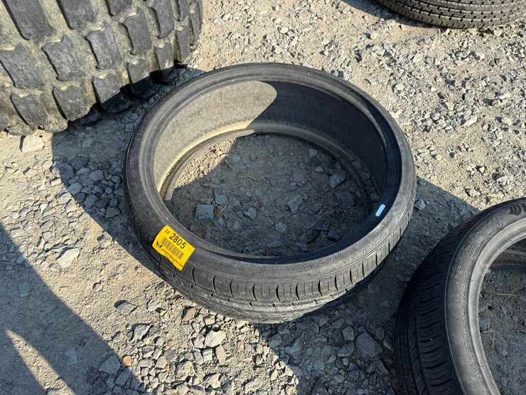 #2805-•-(1)-nexen-225/35zr20-tire-inv#-2805-image-2
