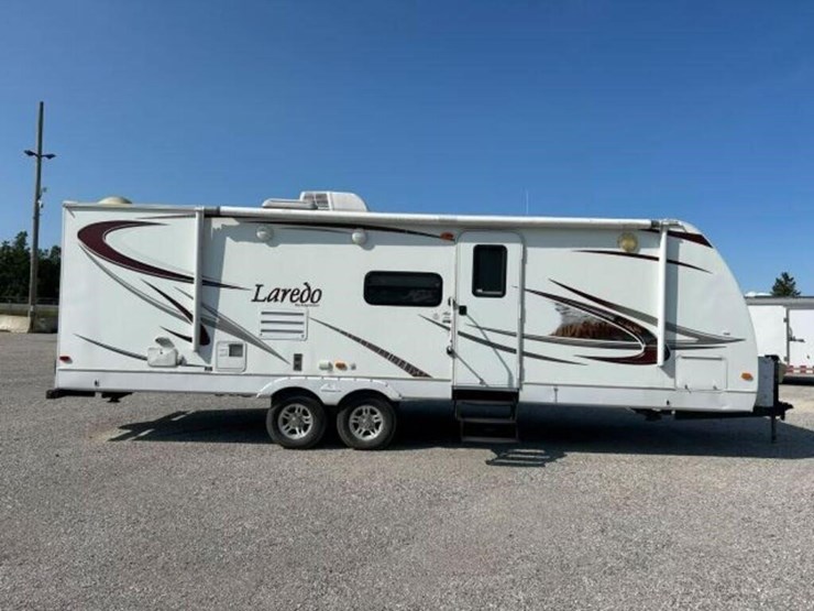 2010-keystone-laredo-28rbs-t/a-travel-trailer-4ydt-image-4
