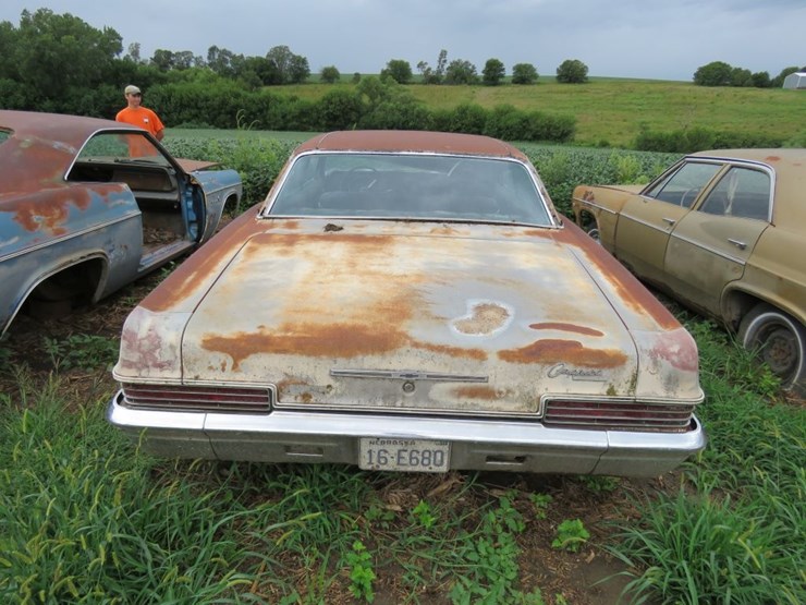 1966-chevrolet-caprice-4dr-ht-image-5
