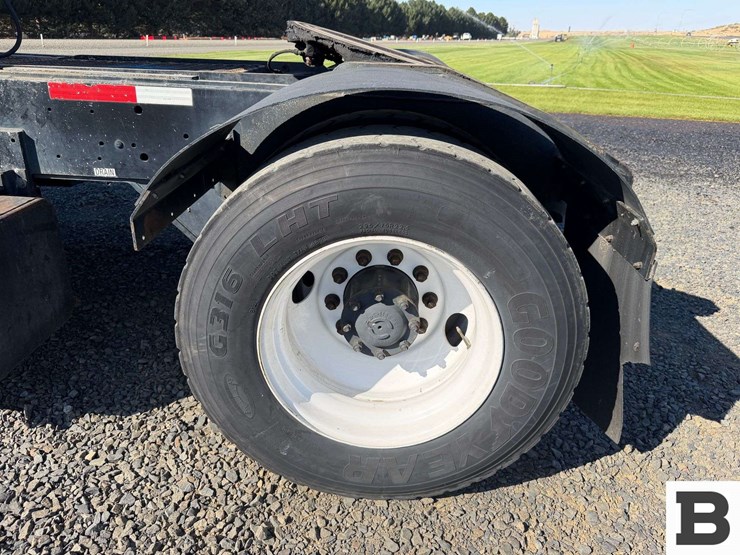 2012-capacity-tj5000-image-19