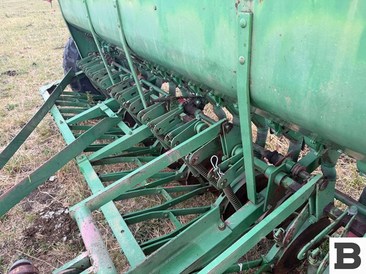 13'-grain-drill-image-16