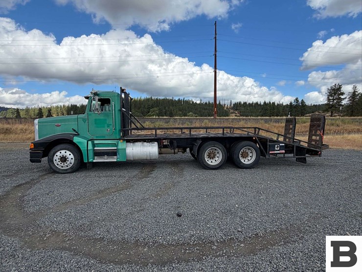 1988-peterbilt-377-image-2