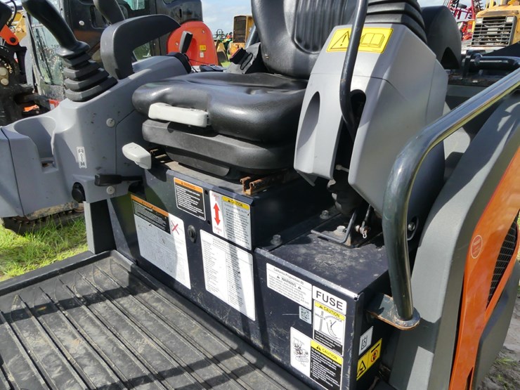 kubota-kx018-4-image-13