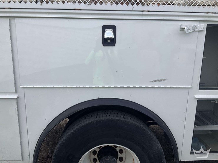 2016-international-durastar-4300-image-36