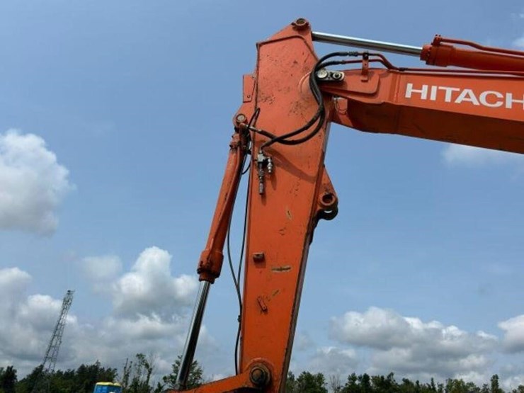 2007-hitachi-zx225us-lc-image-50