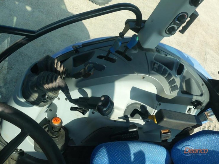 new-holland-t4.75-image-13